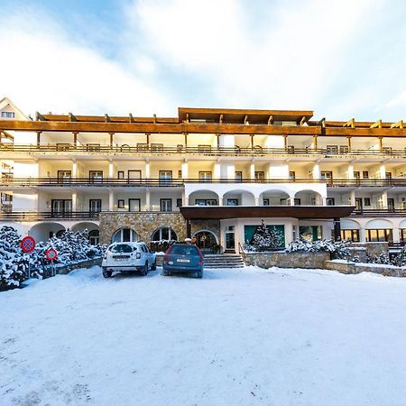 Hotel Derby Davos Exteriör bild